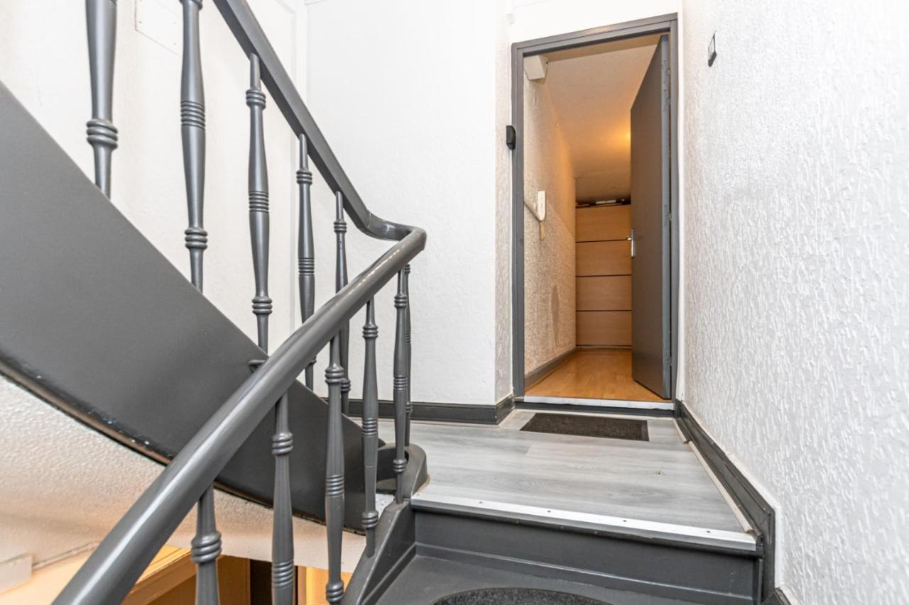 Studio & Appts - 1 A 4 Lits, 1 To 4 Beds - 1 A 7 Pers, 1 To 7 Pax - Confort, Flexibilite Hayange Exterior foto